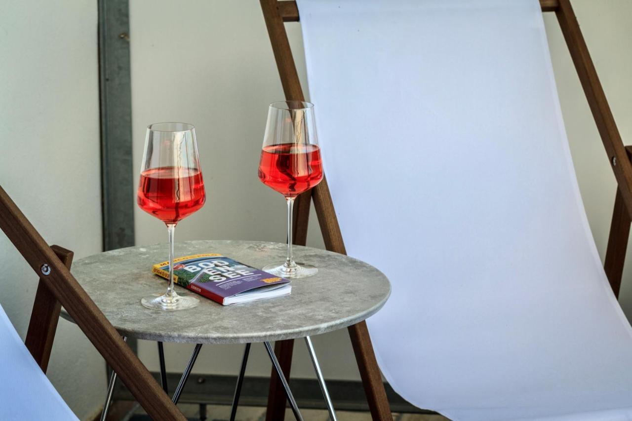 Auszeit Apartment Lakeside Mit Privatstrand フリードリヒスハーフェン エクステリア 写真