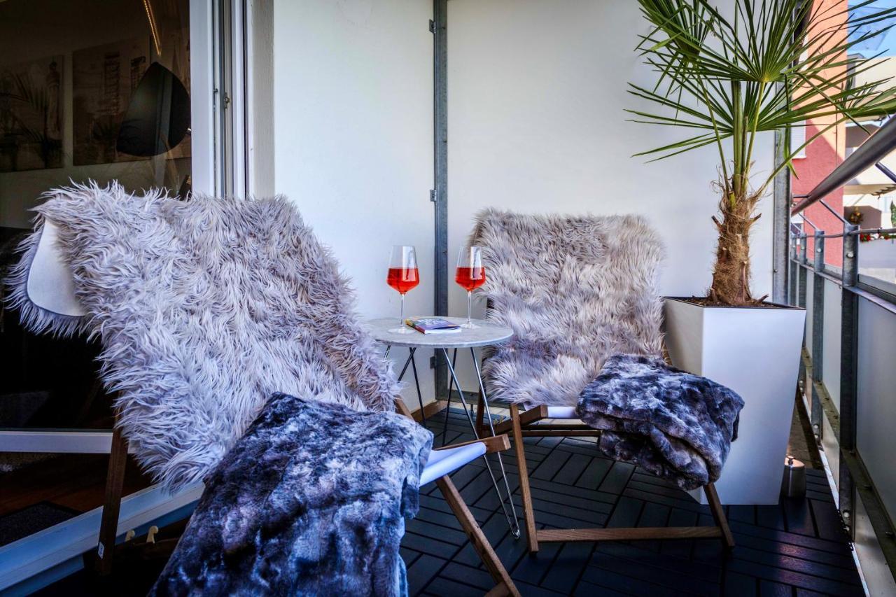 Auszeit Apartment Lakeside Mit Privatstrand フリードリヒスハーフェン エクステリア 写真