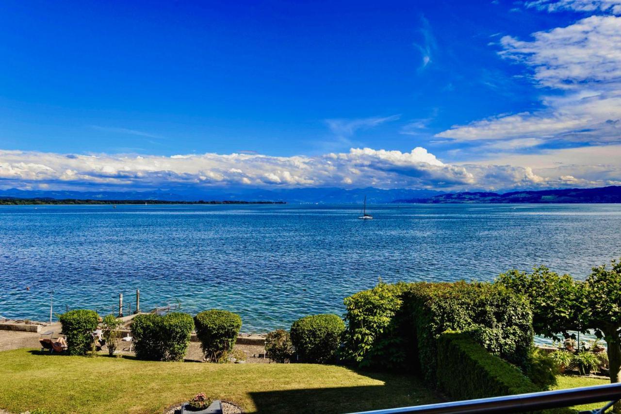 Auszeit Apartment Lakeside Mit Privatstrand フリードリヒスハーフェン エクステリア 写真